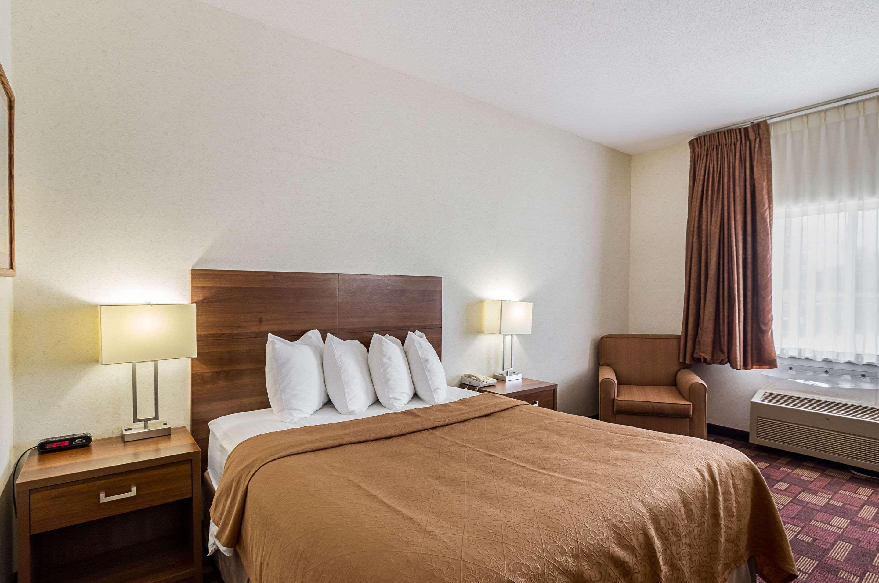 Econo Lodge Luverne I-90 מראה חיצוני תמונה