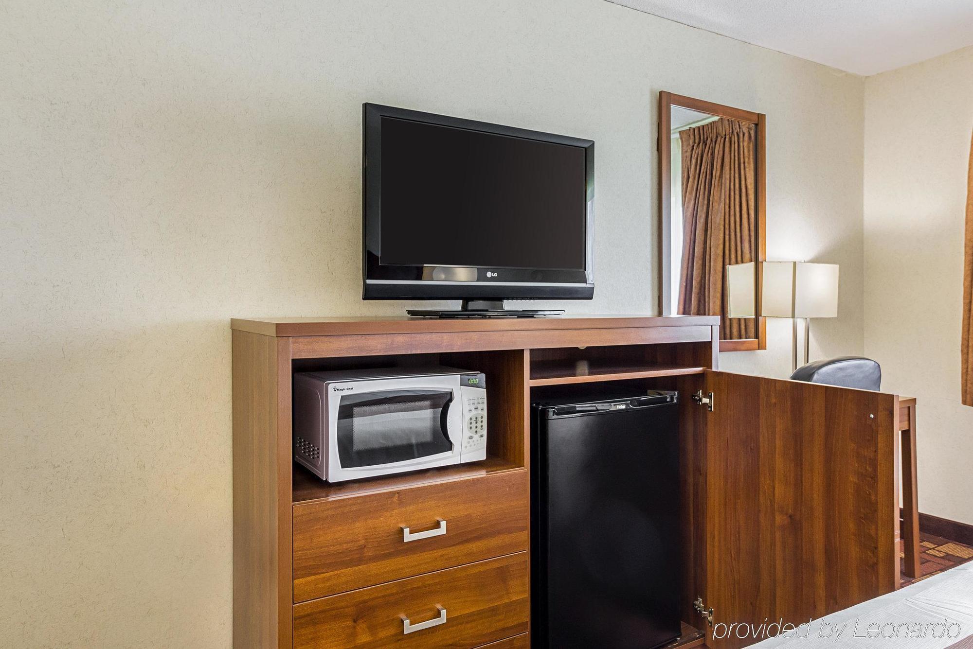 Econo Lodge Luverne I-90 מראה חיצוני תמונה